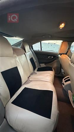 Ford Taurus